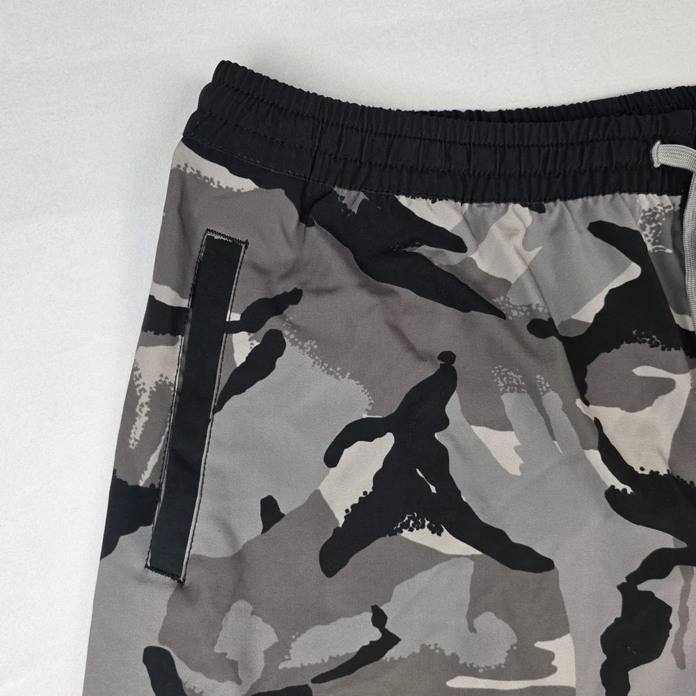 Freedom Industries Adapt Hybrid Shorts Mens‎ 2XL Camo Swim Trunks Boardshorts